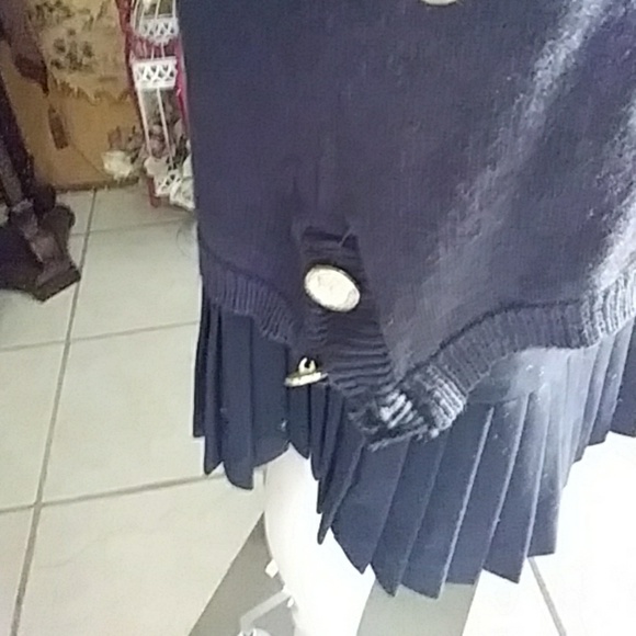 🌹 Vintage coin tunic.🌹 - Picture 3 of 5